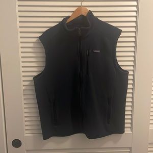 Navy Blue Patagonia XXL Vest